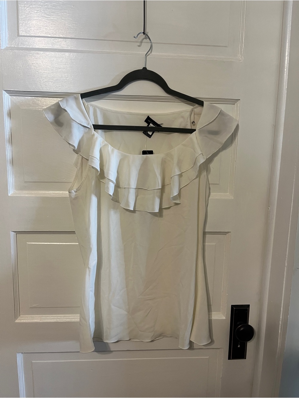 Spense White Ruffle Neck Sleeveless Camisole